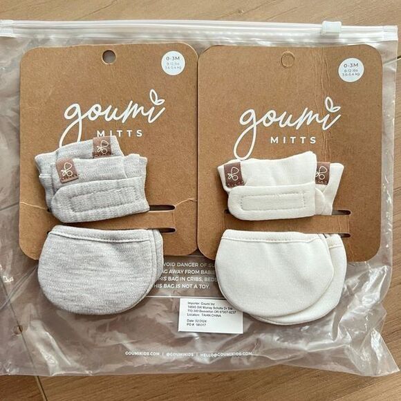 NWT Goumi Kids Baby Mitts Set Cloud Storm Gray SZ 0-3 mo Bamboo Organic Stay On - Picture 1 of 1